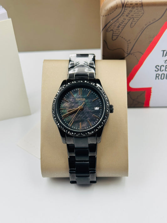 Fossil Black Dial Black Casing Quartz women Watch Bq3441 (Like New)