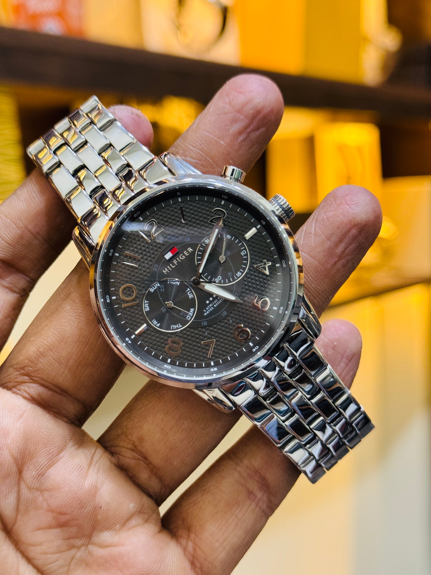 Tommy Hilfiger Swiss Quartz For Mens 44mm (Pre-Owned)