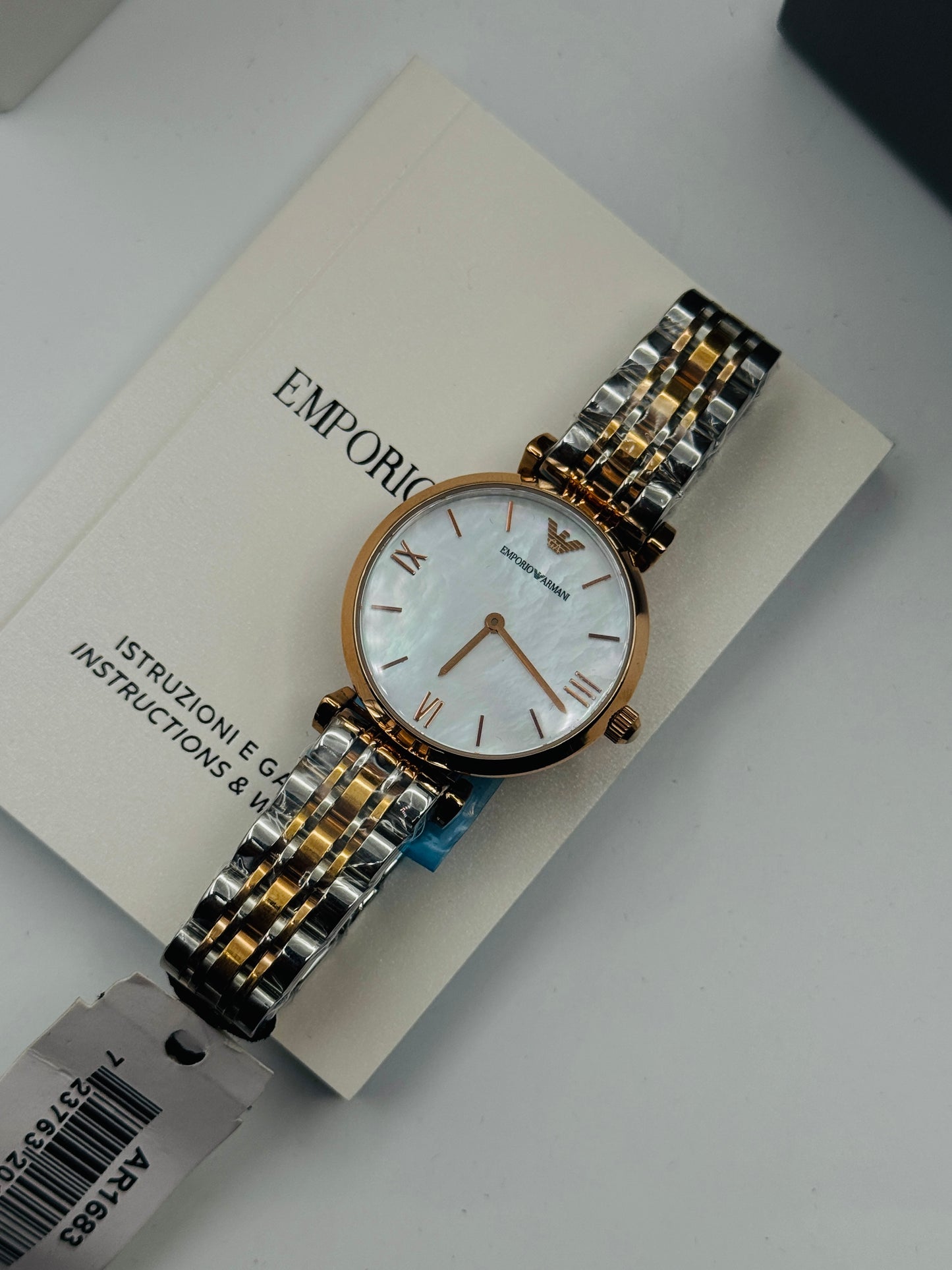 Emporio Armani Mother Of Pearl AR-1683 Original For Womens 32mm Quartz