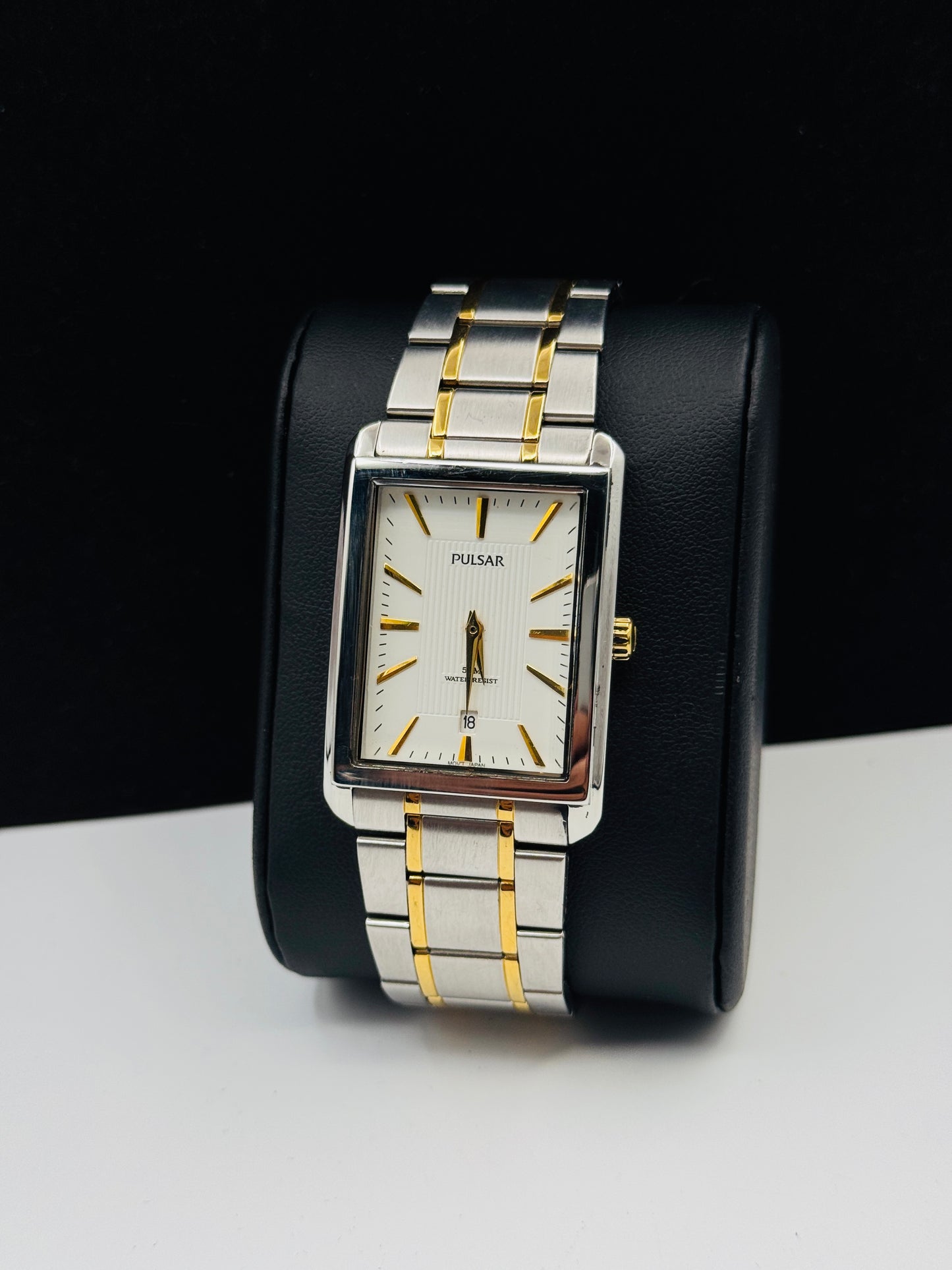 Pulsar By Seiko Tank Shape For Mens 39mm Quartz (Pre-Owned)