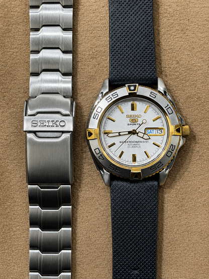 Seiko 5 Sports Automatic Watch Lot Import Watch 40mm (Pre-Owned)