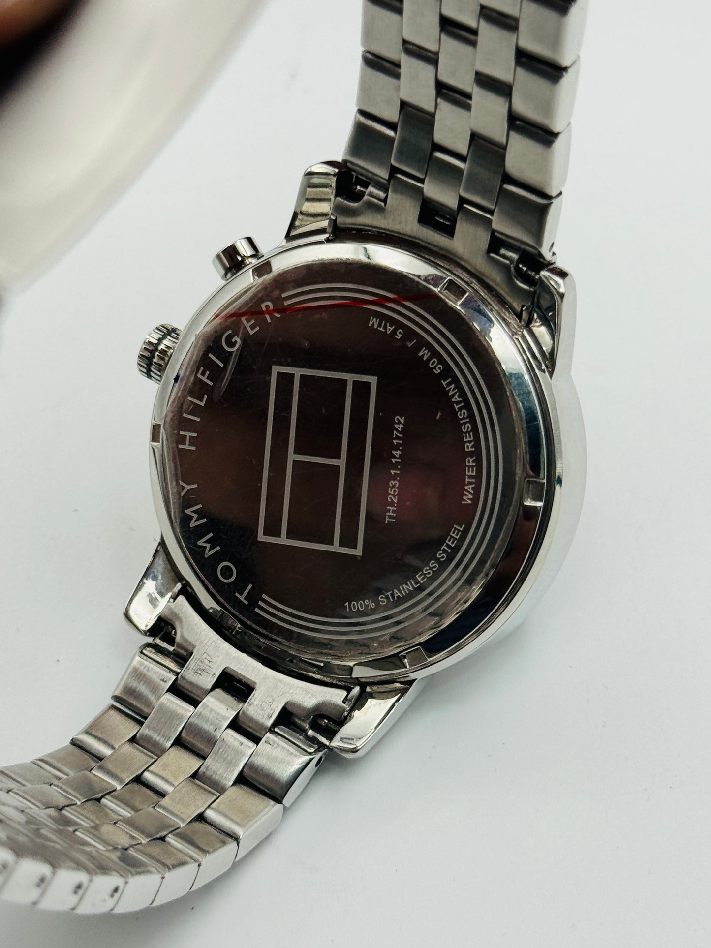 Tommy Hilfiger Swiss Quartz For Mens 44mm (Pre-Owned)