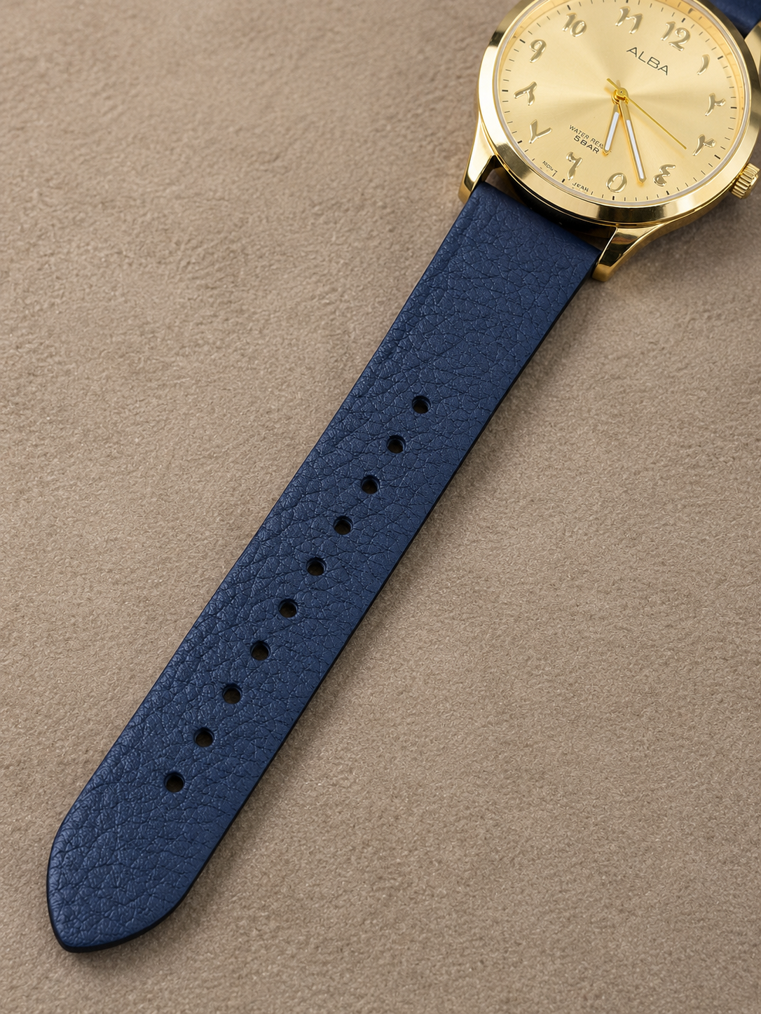 Alba By Seiko Lot Import Watch For Mens 40mm Qaurtz (Pre-Owned)