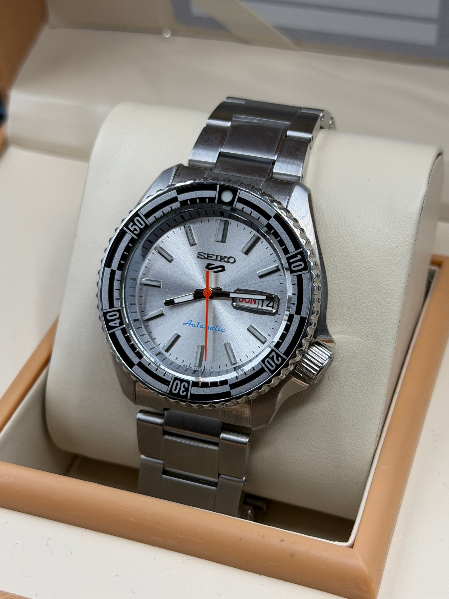 Seiko 5 modified Watch Mens Automatic 40mm