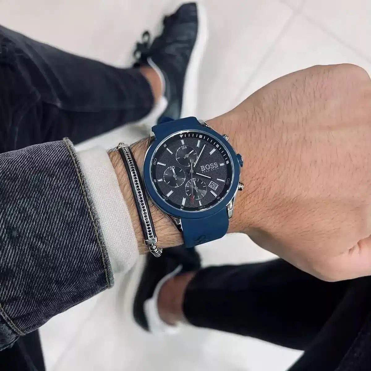 Original Hugo Boss Watch HB.366.1.29.3326 For Men Velocity 1513717 Chronograph