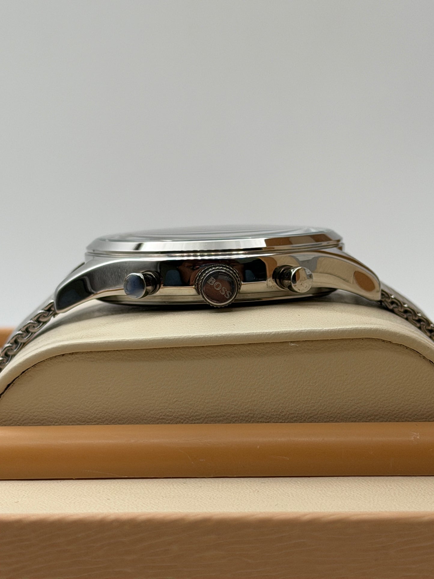 Hugo Boss HB.317.1.14.3173 Original Mens Watch 42mm Quartz (Like New)