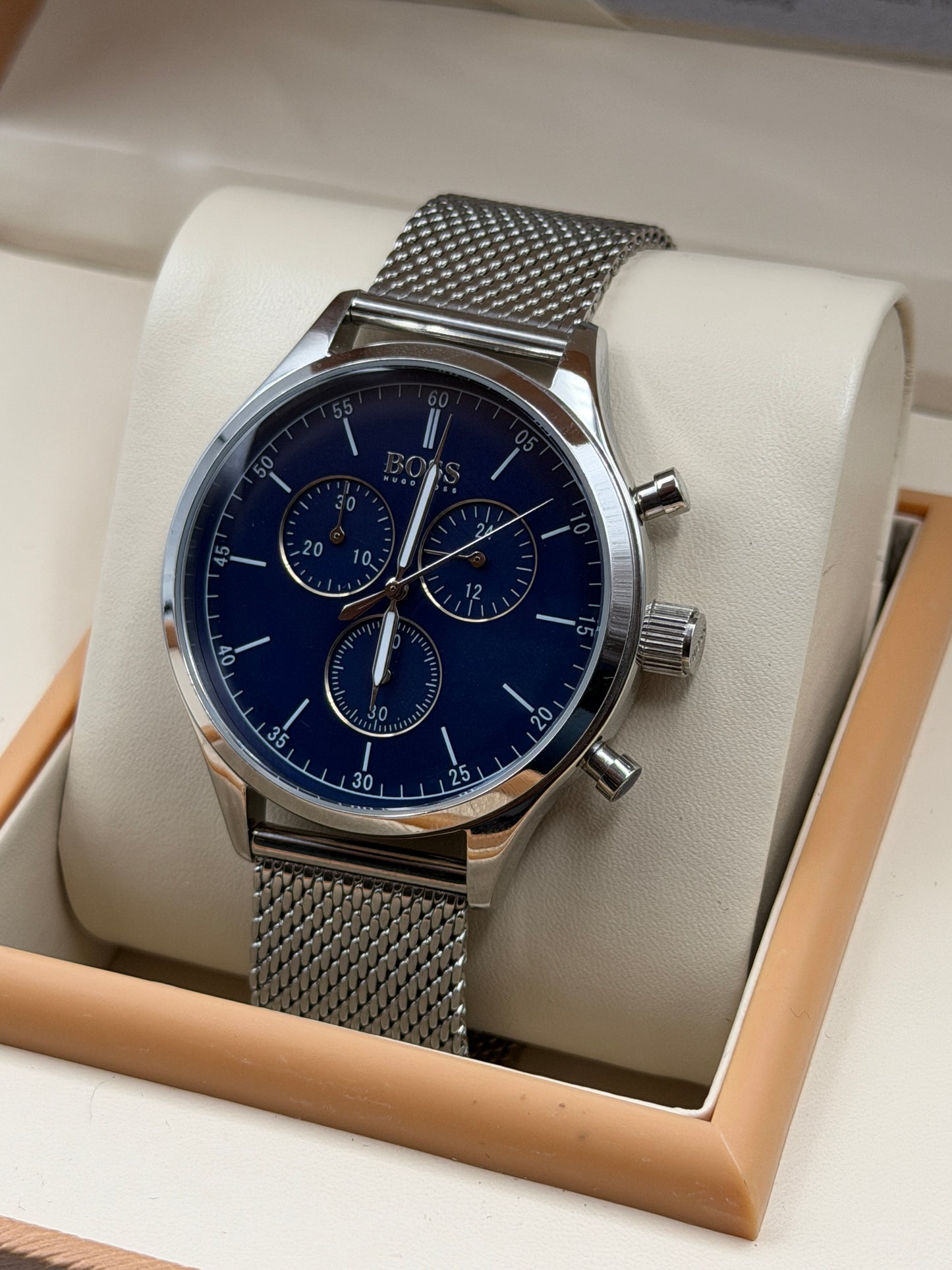 Hugo Boss HB.317.1.14.3173 Original Mens Watch 42mm Quartz (Like New)