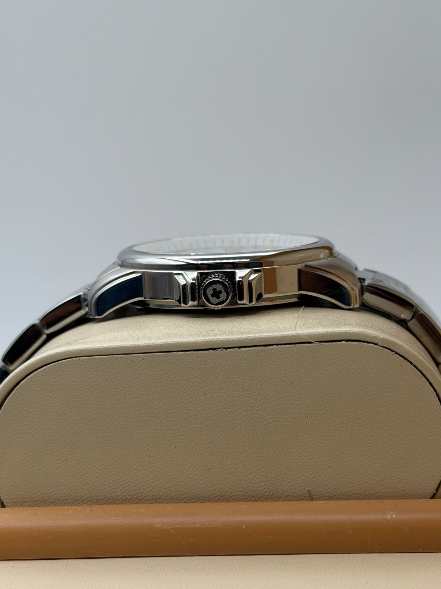 Swiss Miltary Hanowa Original Watch Mens 40mm Quartz