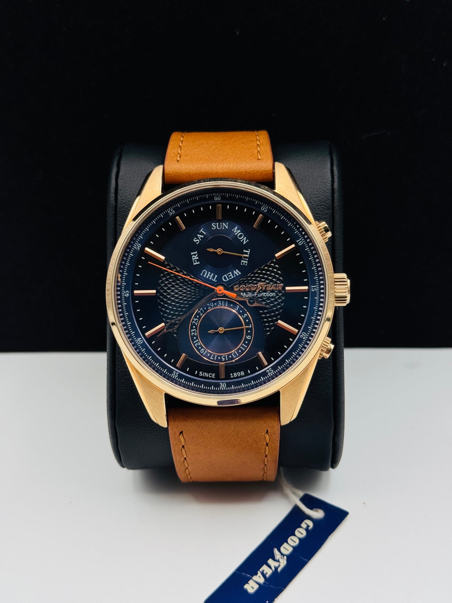 Goods Year Original For Mens Watch 49mm Quartz (Like New)