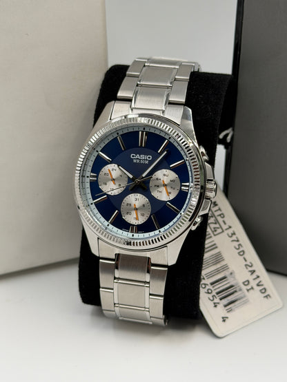 Casio WR-50 Original Mens Watch 43mm Quartz