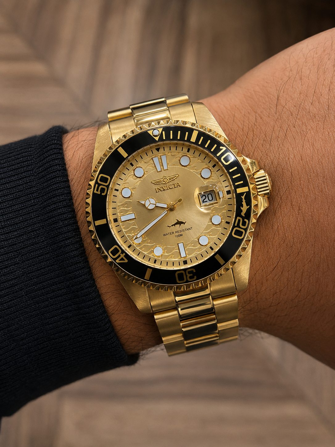 Invicta Pro-Diver Original Lot Import Watch Mens 43mm Quartz (Pre-Owned)