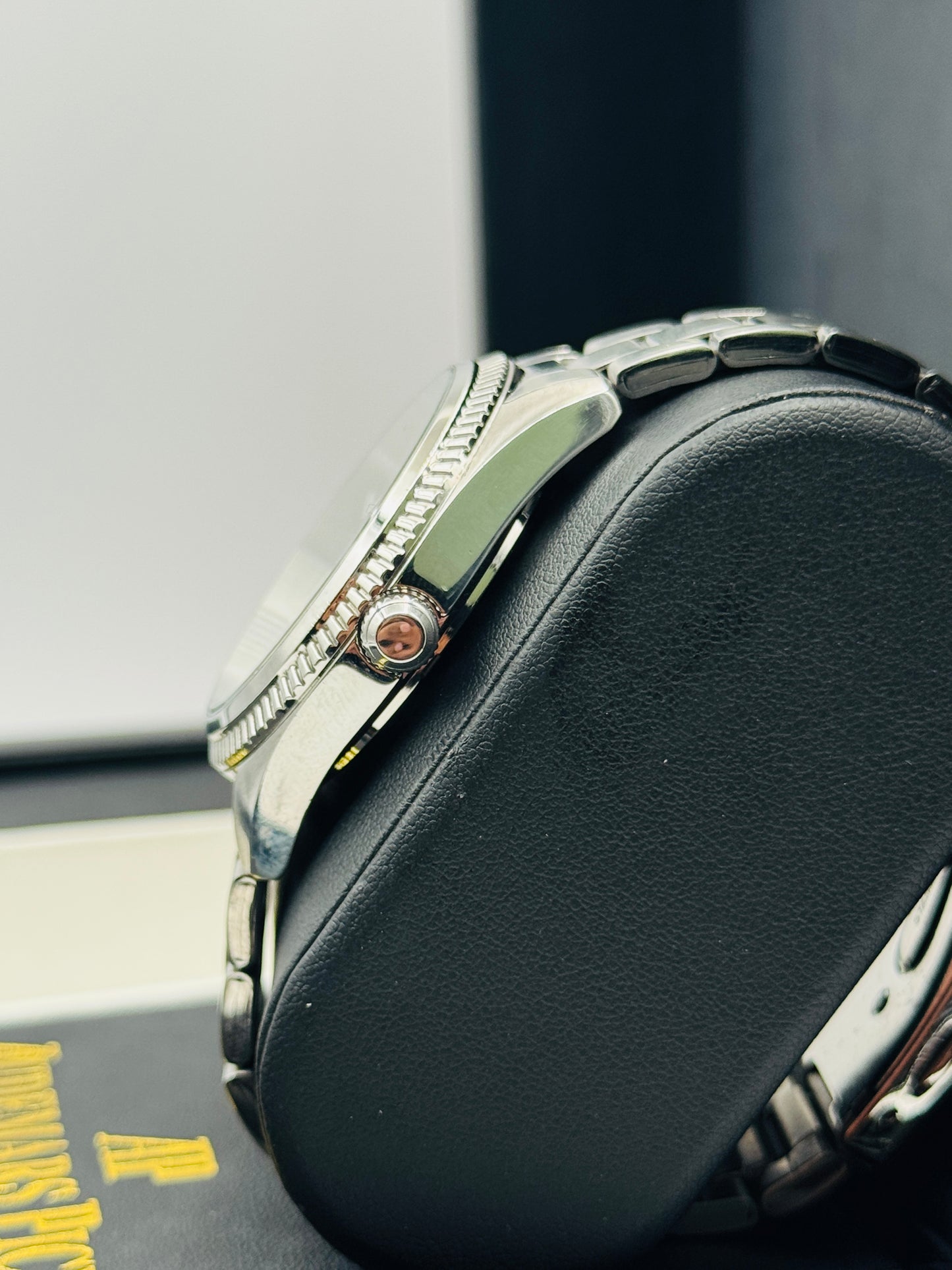 Alba By Seiko Lot Watch For Mens 43mm Quartz (Pre-Owned)