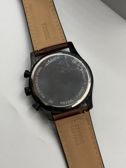 Fossil Men’s Chronograph Quartz Brown Leather Strap Black Dial 44mm Watch BQ2457 (Without Tag)