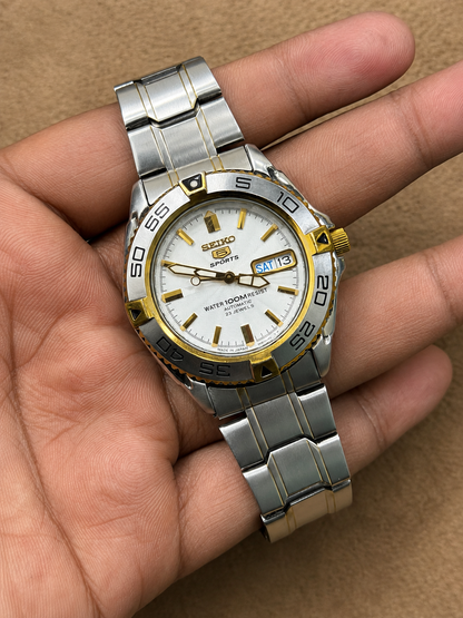 Seiko 5 Sports Automatic Watch Lot Import Watch 40mm (Pre-Owned)