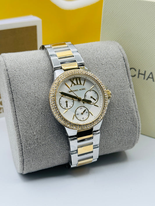 Michael Kors MK-6982 Original For Womens 33mm Quartz (Like New)