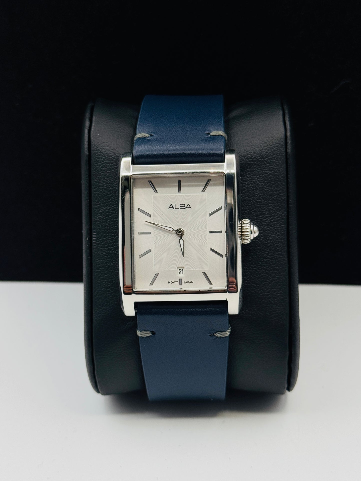 Alba By Seiko VJ32-X347 Tank Shape Original For Mens 39mm Quartz