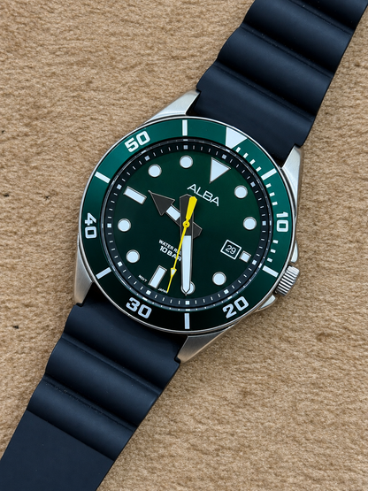 Original Alba Watch For Men Active AG8K23X1 With Green Dial Rubber Belt with Black (Like New)